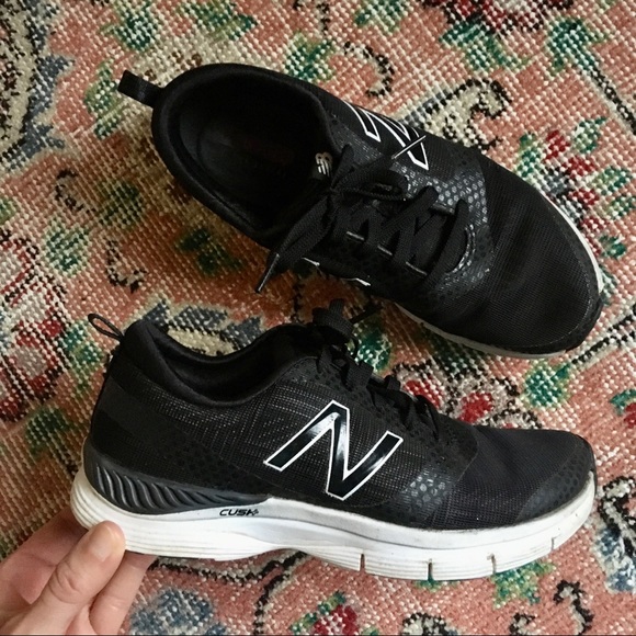 new balance 711 black
